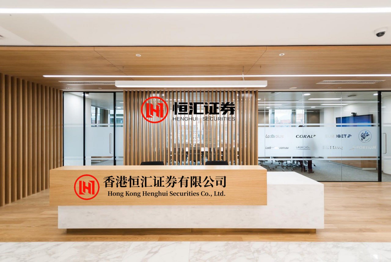 广瑞网 乐道L80/L90共用一张脸！除5座和6座区别，2万元差距会让人心动？